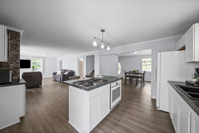 171 Eagle Nest Ct, Dover, TN 37058