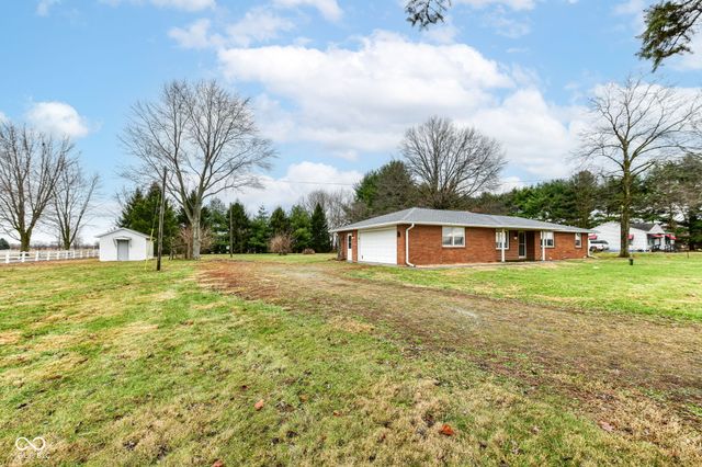 2496 E 500 S, Anderson, IN 46017