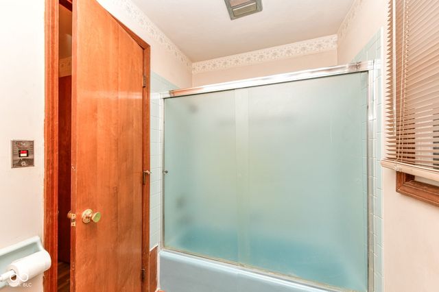 2496 E 500 S, Anderson, IN 46017