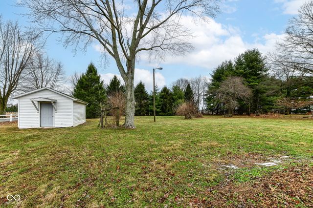 2496 E 500 S, Anderson, IN 46017