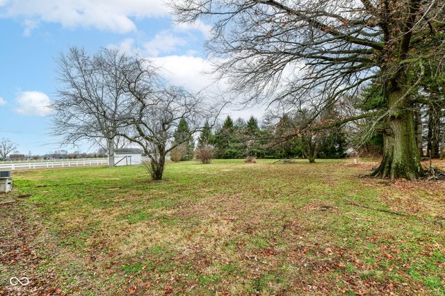 2496 E 500 S, Anderson, IN 46017