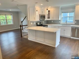 46 Elm Road 2, Caldwell, NJ 07006