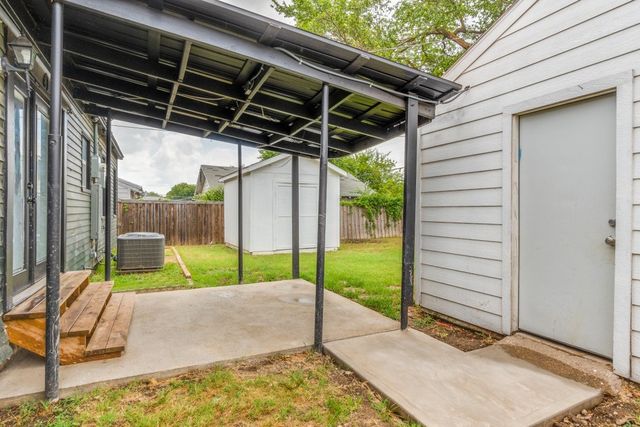 2736 Rolinda Drive, Dallas, TX 75211