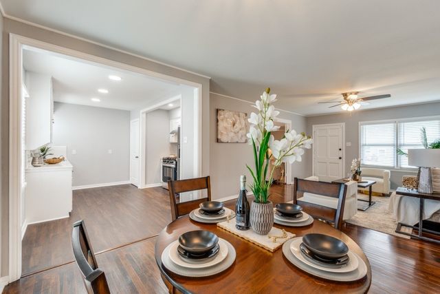 2736 Rolinda Drive, Dallas, TX 75211