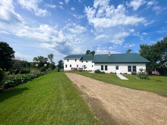 49404 109th Avenue, Gonvick, MN 56644