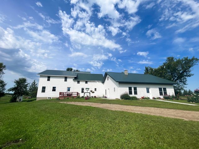 49404 109th Avenue, Gonvick, MN 56644