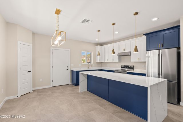 324 Peru Ct, Rio Rico, AZ 85648