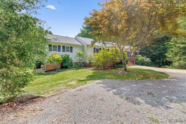 5995 Hopewell Rd, New Kent, VA 23124