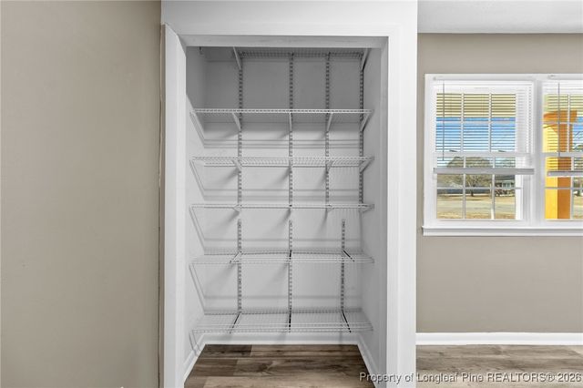 6218 Thornwood Drive, Hope Mills, NC 28348