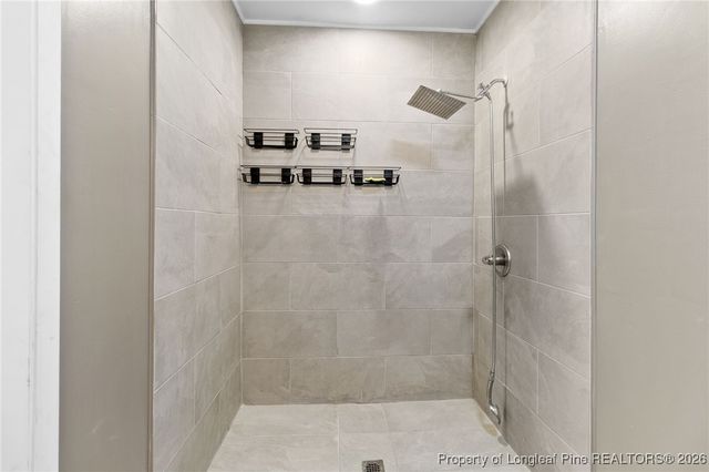 6218 Thornwood Drive, Hope Mills, NC 28348