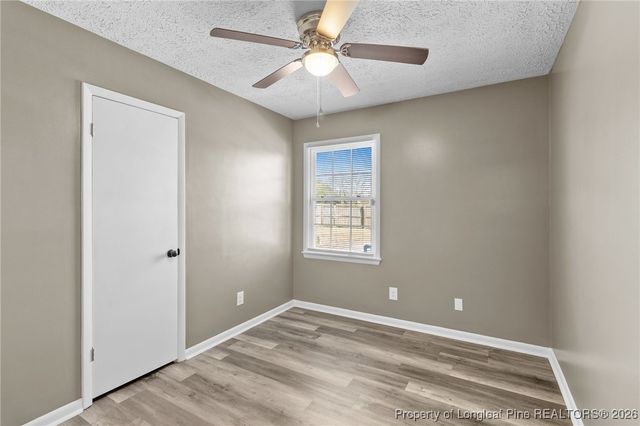 6218 Thornwood Drive, Hope Mills, NC 28348