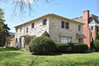 1227 Kensington BOULEVARD #4495 N Ardmore Av, Shorewood, WI 53211