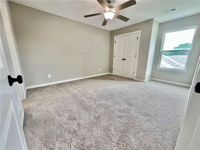 500 W Lawrence Avenue, Spring Hill, KS 66083