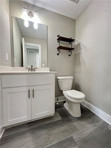 500 W Lawrence Avenue, Spring Hill, KS 66083