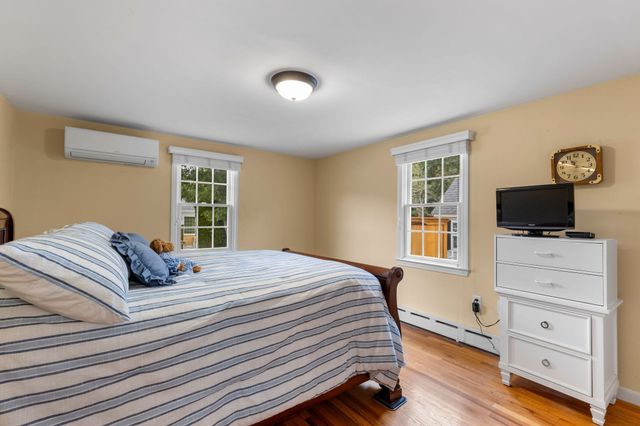 122 Forest Beach Rd, Chatham, MA 02659