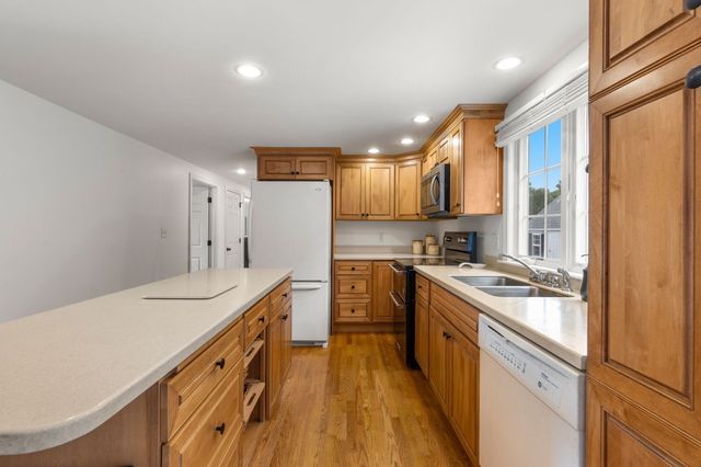 122 Forest Beach Rd, Chatham, MA 02659