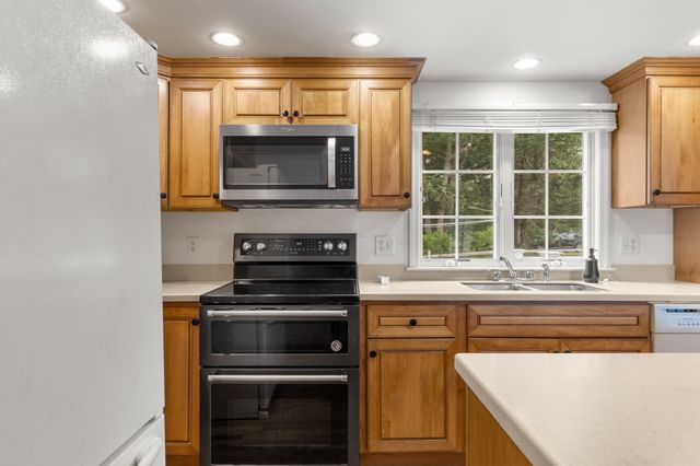 122 Forest Beach Rd, Chatham, MA 02659