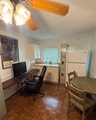 1789 Saxony Lane, Houston, TX 77058