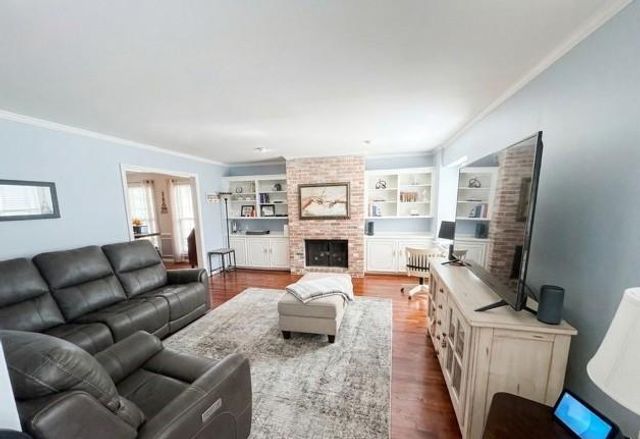 1789 Saxony Lane, Houston, TX 77058