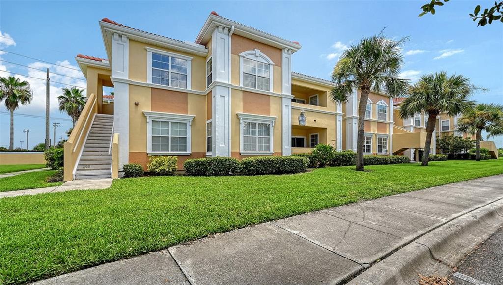 1195 VILLAGIO CIRCLE 103, Sarasota, FL 34237