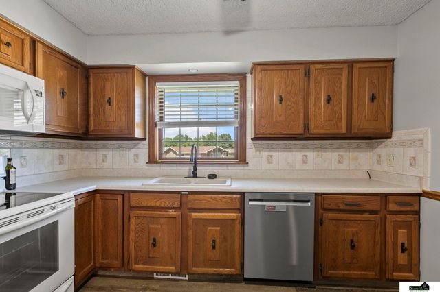 3541 N 75Th Street, Lincoln, NE 68507