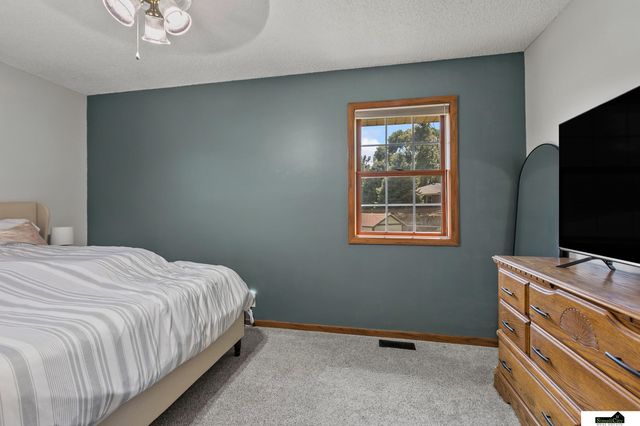 3541 N 75Th Street, Lincoln, NE 68507