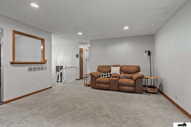 3541 N 75Th Street, Lincoln, NE 68507
