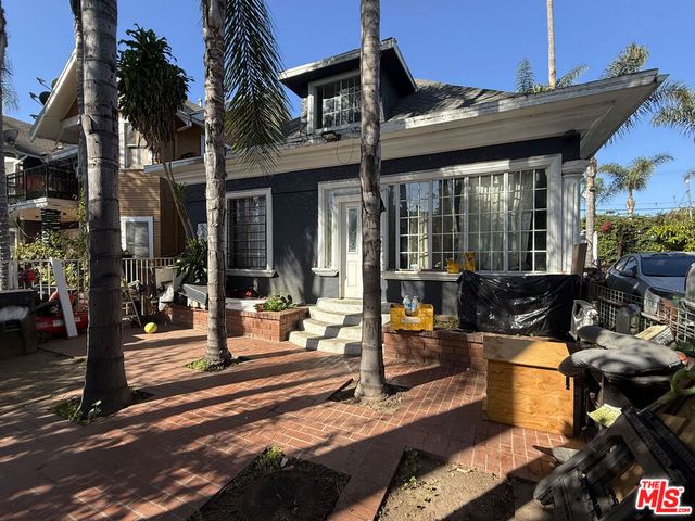 1611 S Bonnie Brae Street, Los Angeles, CA 90006