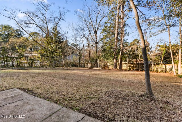 1816 Douglass Drive, Jackson, MS 39211