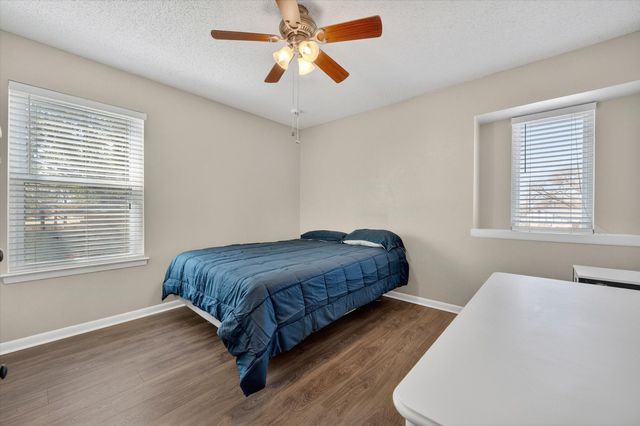 2215 Shady Meadow Court, Arlington, TX 76013