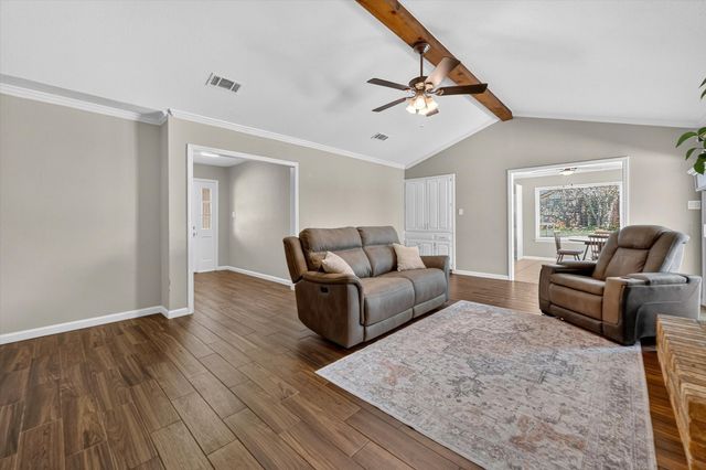 2215 Shady Meadow Court, Arlington, TX 76013