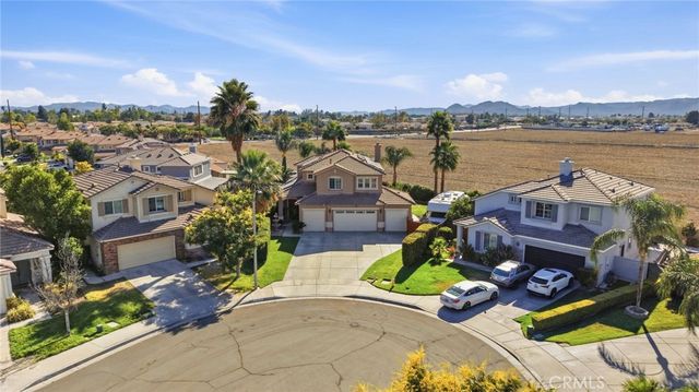 1198 Oasis Court, San Jacinto, CA 92582