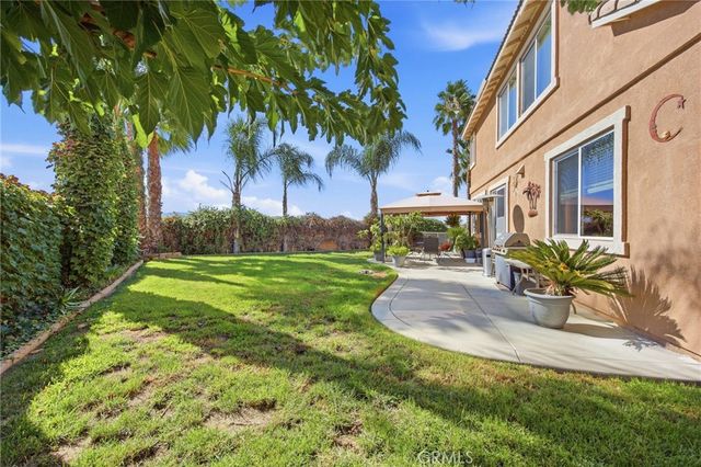 1198 Oasis Court, San Jacinto, CA 92582