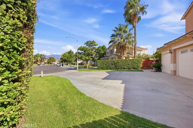 1198 Oasis Court, San Jacinto, CA 92582