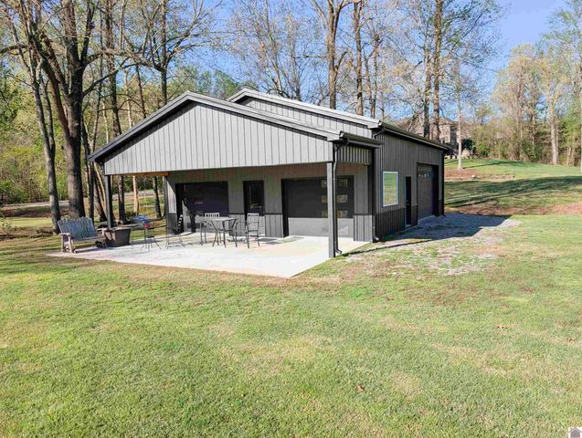 815 Starr Hill Road, Paducah, KY 42003