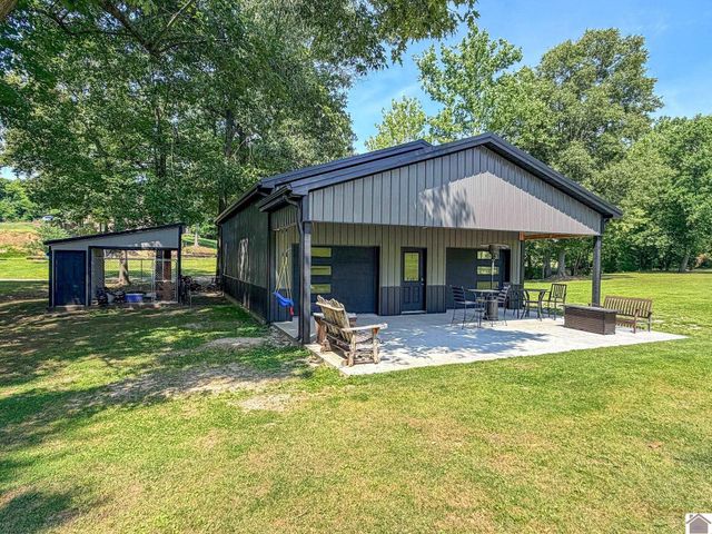 815 Starr Hill Road, Paducah, KY 42003