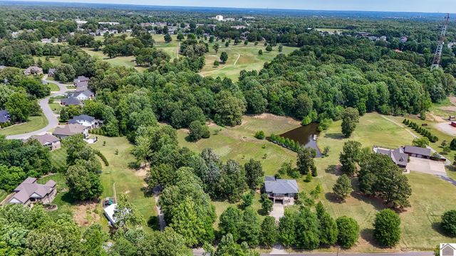 815 Starr Hill Road, Paducah, KY 42003