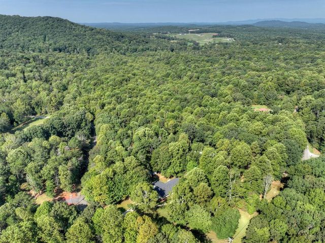 46 White Oak Drive, Talking Rock, GA 30175