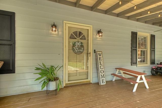 46 White Oak Drive, Talking Rock, GA 30175