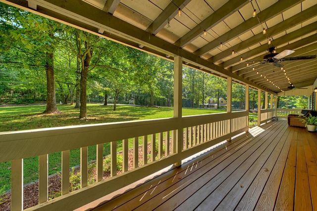 46 White Oak Drive, Talking Rock, GA 30175