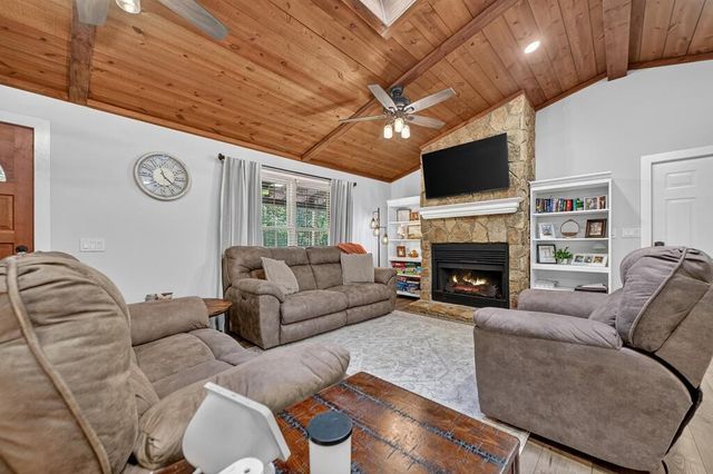 46 White Oak Drive, Talking Rock, GA 30175