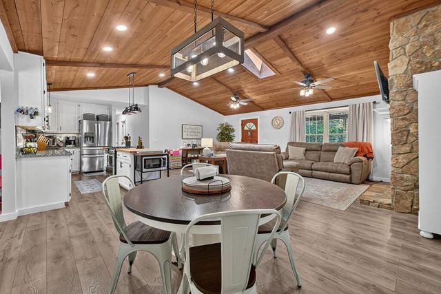 46 White Oak Drive, Talking Rock, GA 30175