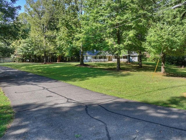 46 White Oak Drive, Talking Rock, GA 30175
