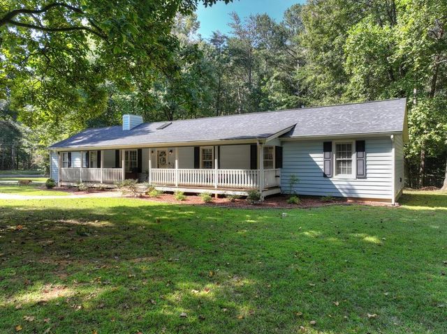 46 White Oak Drive, Talking Rock, GA 30175