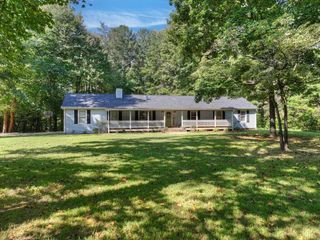 46 White Oak Drive, Talking Rock, GA 30175