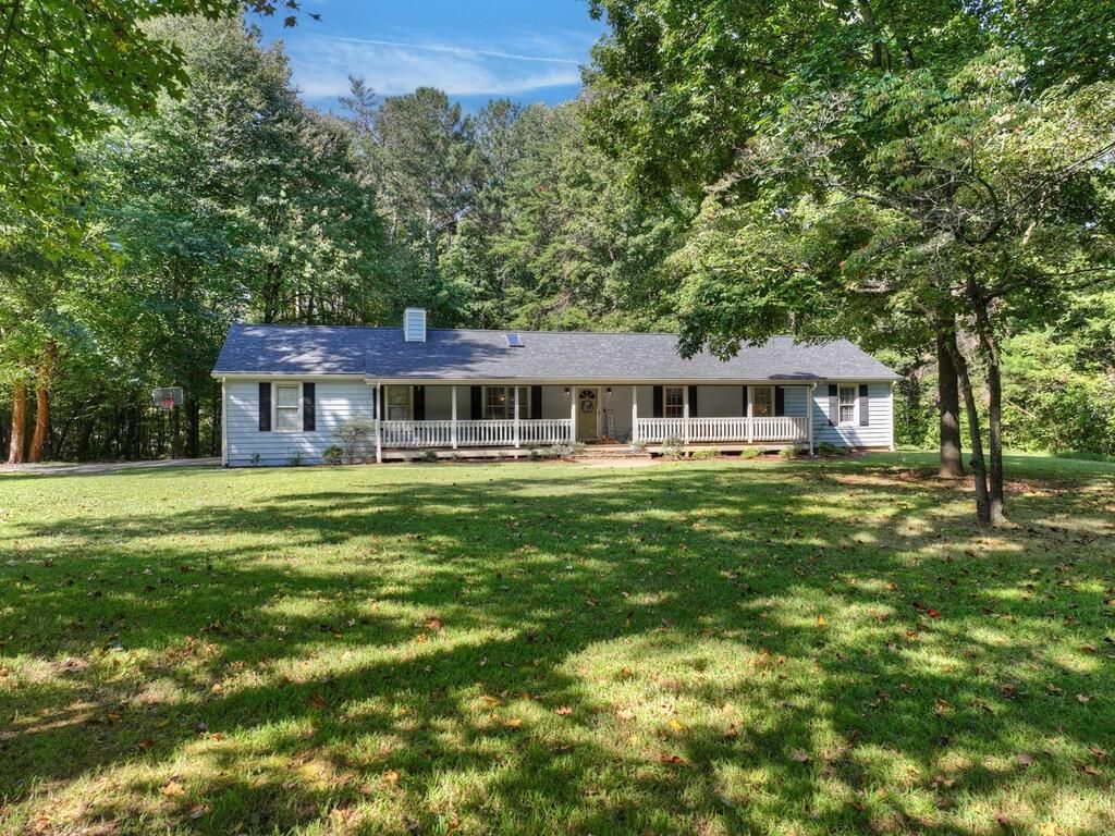 46 White Oak Drive, Talking Rock, GA 30175