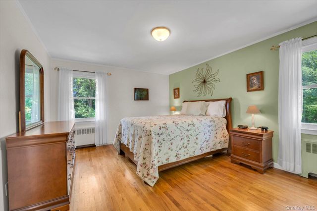 12 Compass Court, Huntington, NY 11743