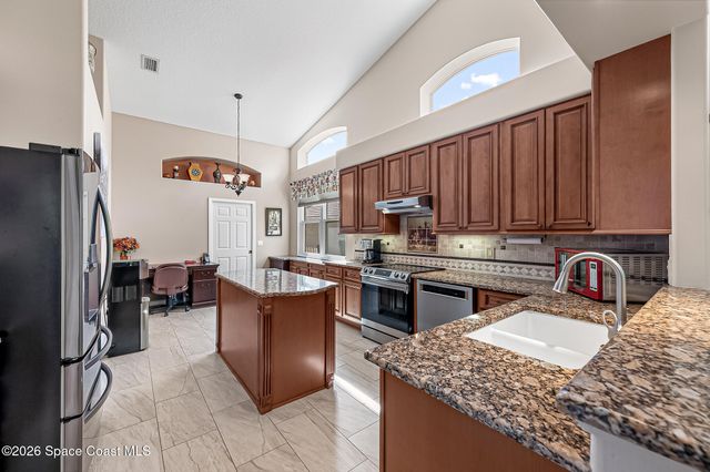 1040 Wimbledon Drive, Melbourne, FL 32940