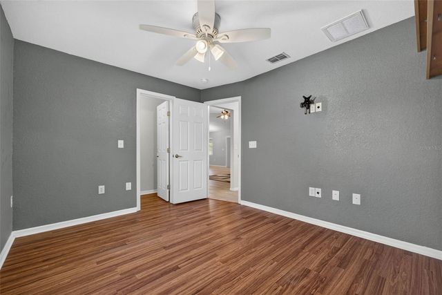 706 HIGHLAND CREST LOOP, Lake Wales, FL 33853