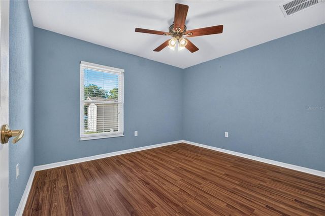 706 HIGHLAND CREST LOOP, Lake Wales, FL 33853